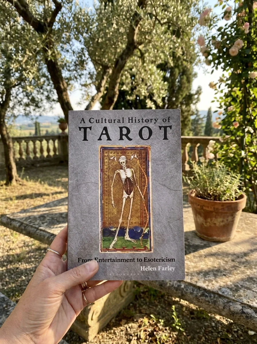 A Cultural History of Tarot: From Entertainment to Esotericism — photo 2