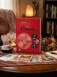 A Guide to Tarot and Relationships — photo 1