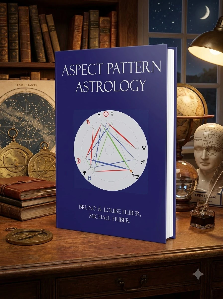 Aspect Pattern Astrology: A New Holistic Horoscope Interpretation Method (Colour Illustrations)