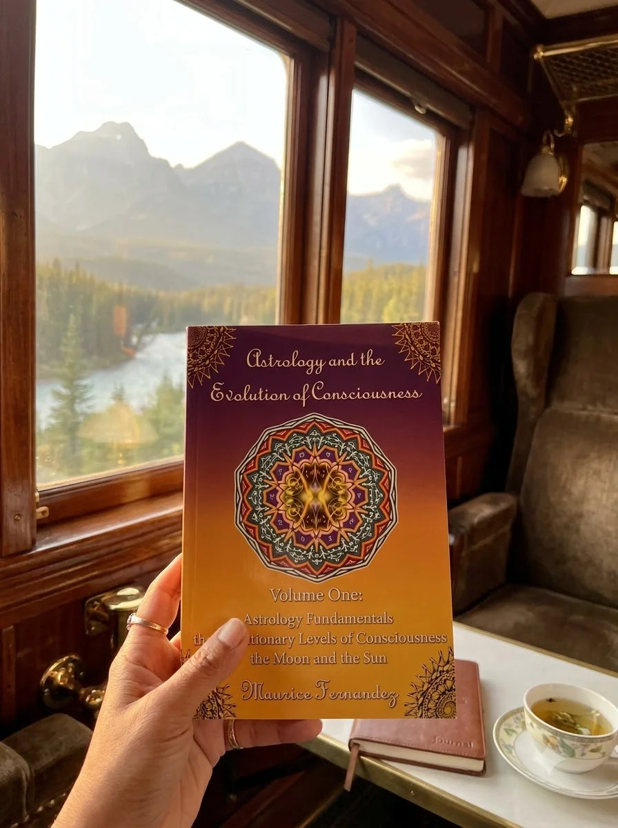 Astrology and the Evolution of Consciousness-Volume 1: Astrology Fundamentals — photo 2