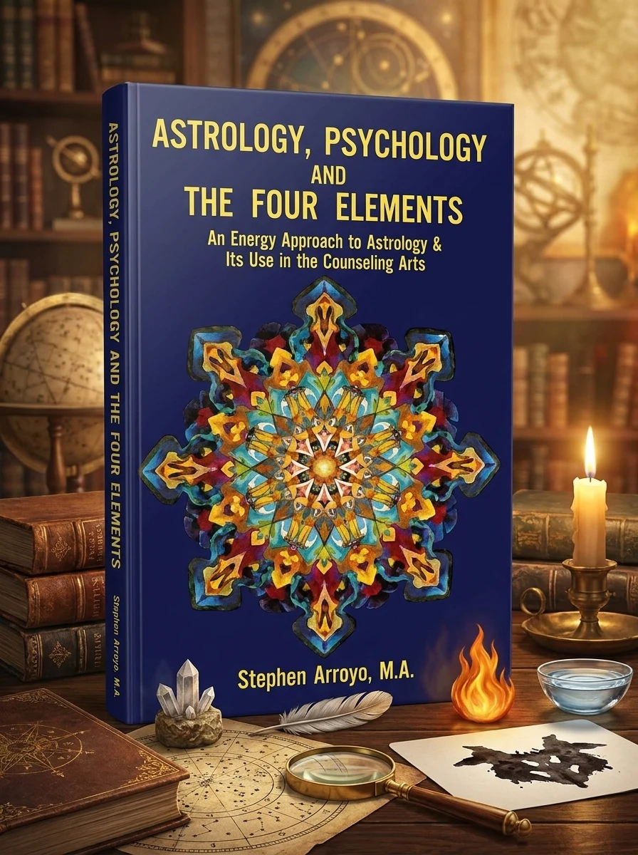 Astrology, Psychology, and the Four Elements: An Energy Approach to Astrology and Its Use in the Counceling Arts Arroyo, Stephen