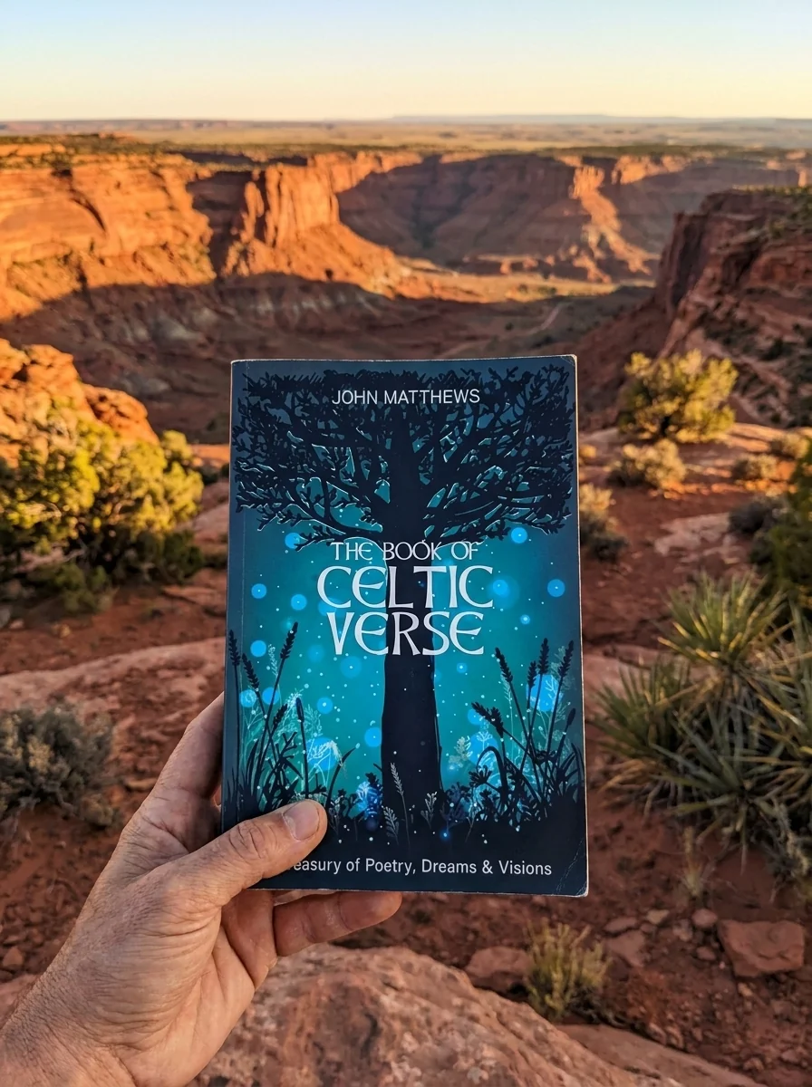 Book of Celtic Verse: A Treasury of Poetry, Dreams & Visions — photo 2
