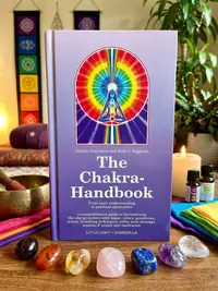 Chakras Handbook Sharaman, Shalila — photo 1