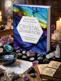 Crystal Divination: The Multifaceted Art of Reading Stones — photo 1