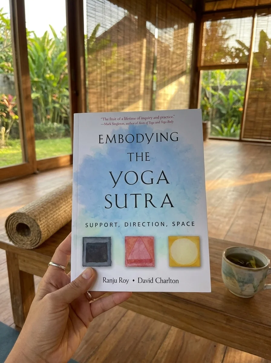 Embodying the Yoga Sutra: Support, Direction, Space — photo 2