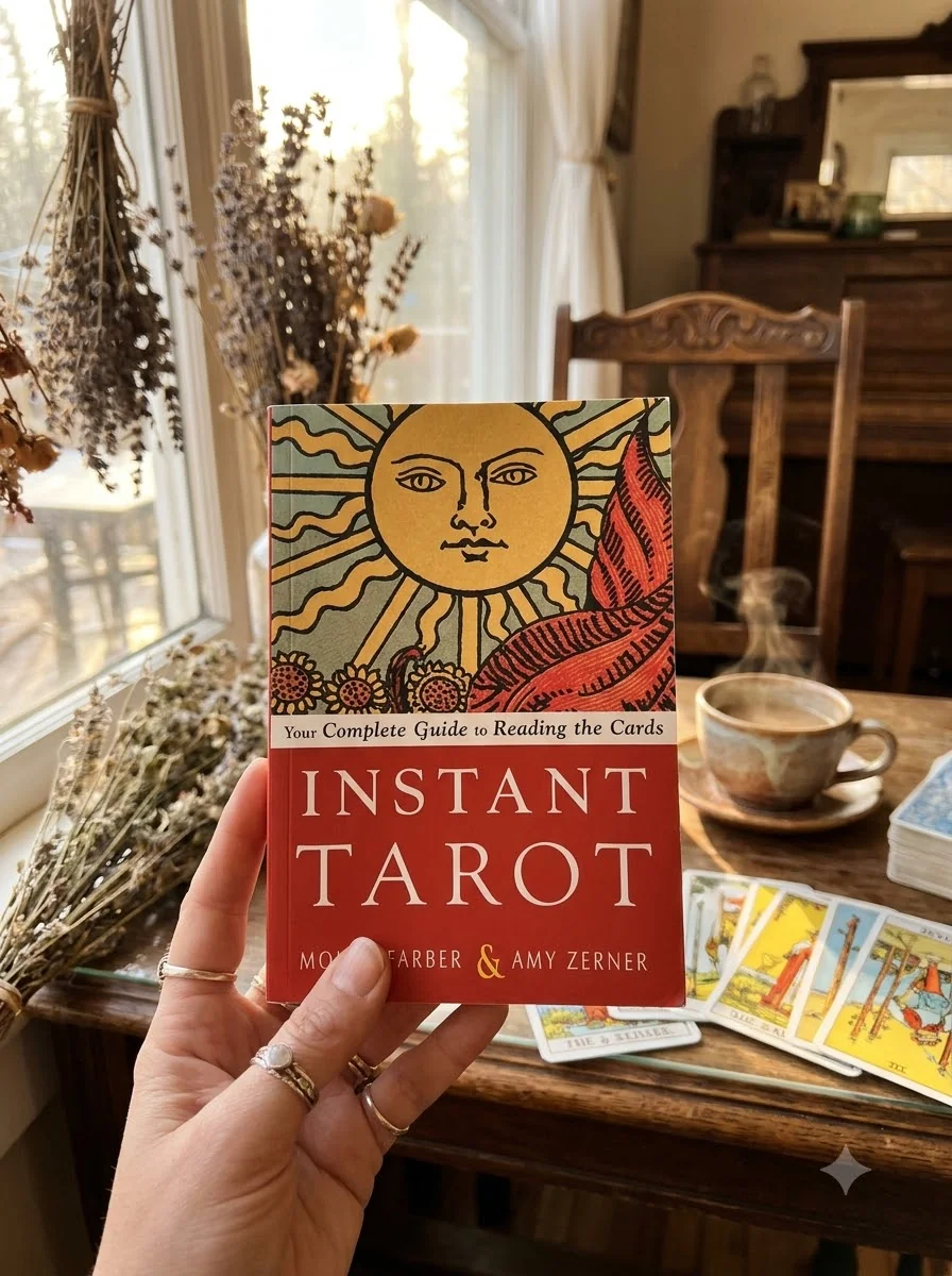 Instant Tarot: Your Complete Guide to Reading the Cards — photo 2