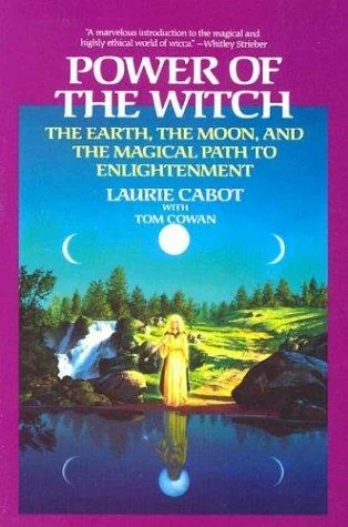 Power of the Witch: The Essential Guide to Witchcraft