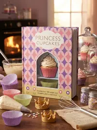 Princess Cupcakes [With 75 Cupcake Liners, 30 Wrappers and Recipe Booklet] — photo 1