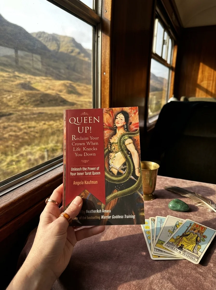 Queen Up! Reclaim Your Crown When Life Knocks You Down: Unleash the Power of Your Inner Tarot Queen — photo 2