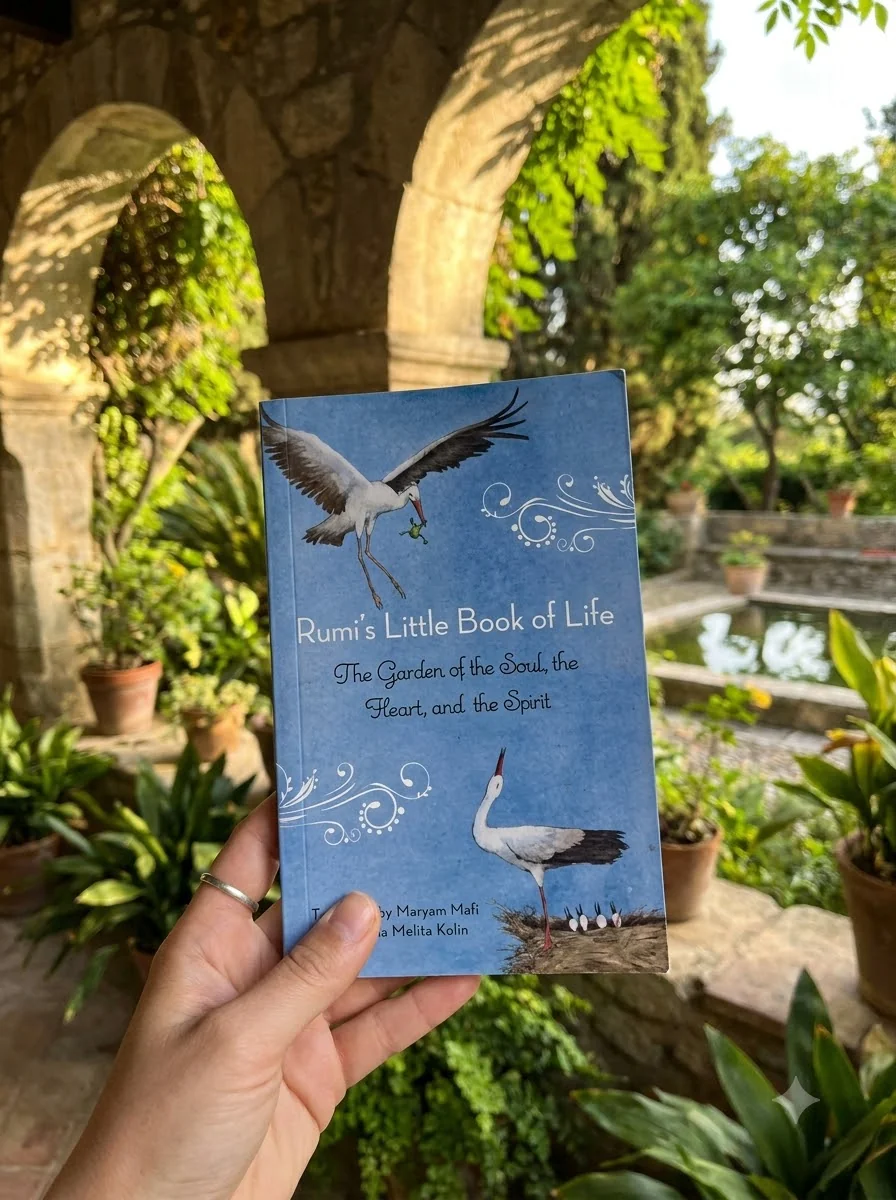Rumi's Little Book of Life: The Garden of the Soul, the Heart, and the Spirit — photo 2