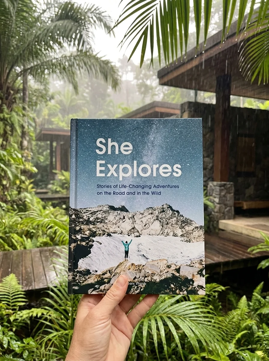 She Explores: Stories of Life-Changing Adventures on the Road and in the Wild (Solo Travel Guides, Travel Essays, Women Hiking Books): Stories of Life — photo 2