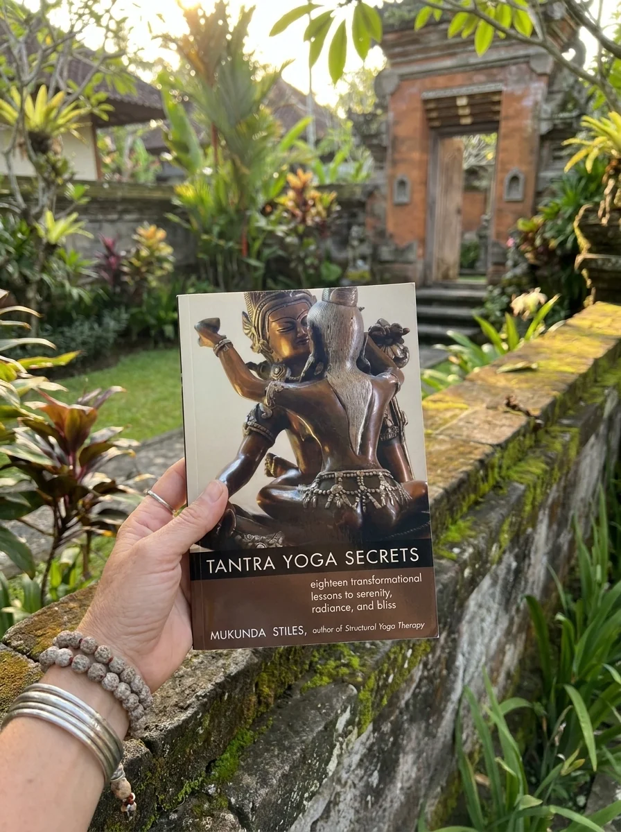 Tantra Yoga Secrets: Eighteen Transformational Lessons to Serenity, Radiance, and Bliss — photo 2