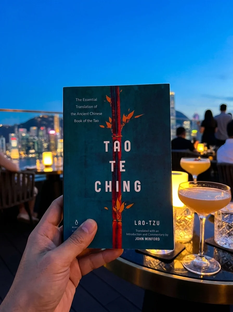 Tao Te Ching: The Essential Translation of the Ancient Chinese Book of the Tao (Penguin Classics Deluxe Edition) — photo 2