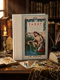 Tarot and Divination Cards: A Visual Archive — photo 1