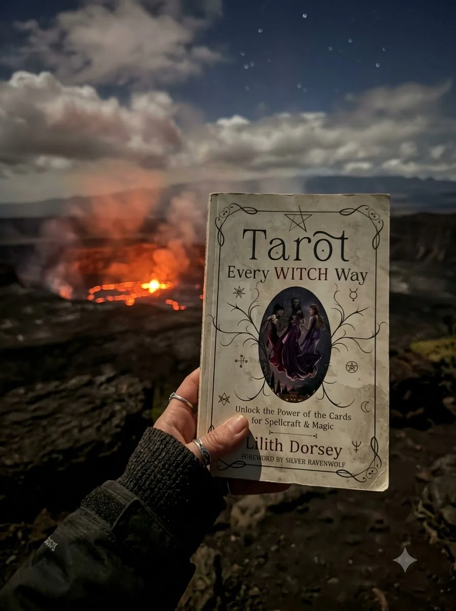 Tarot Every Witch Way: Unlock the Power of the Cards for Spellcraft & Magic — photo 2