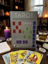 Tarot Spreads & Layouts: A User's Manual for Beginning and Intermediate Readers — photo 1