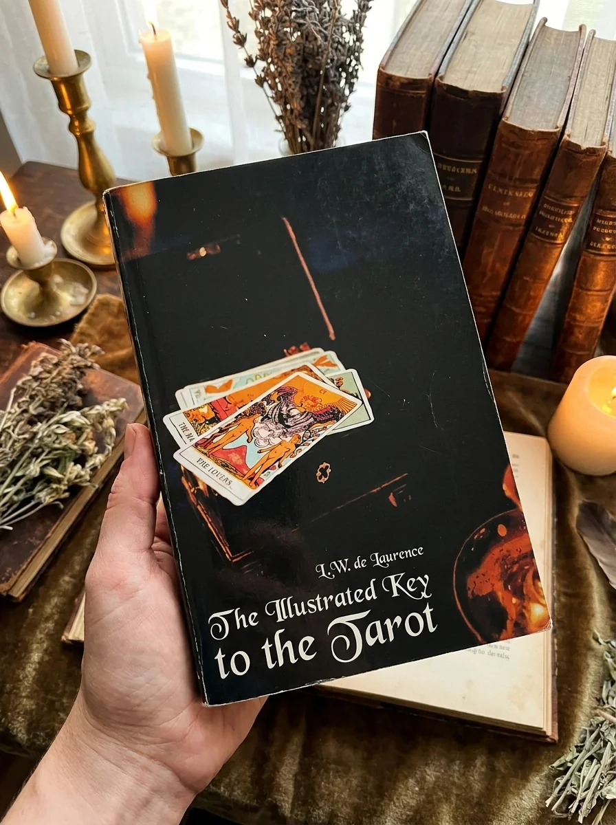 The Illustrated Key to the Tarot — photo 2