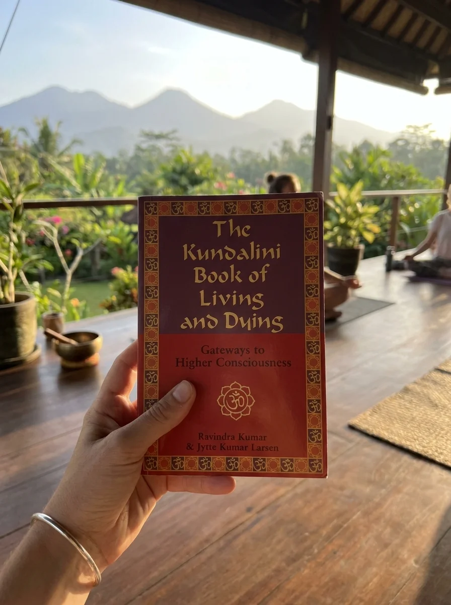 The Kundalini Book of Living and Dying: Gateways to Higher Consciousness — photo 2
