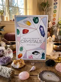 The Little Book of Crystals — photo 1