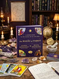 The Magic of Tarot: A Modern Guide to the Classic Art of the Cards — photo 1