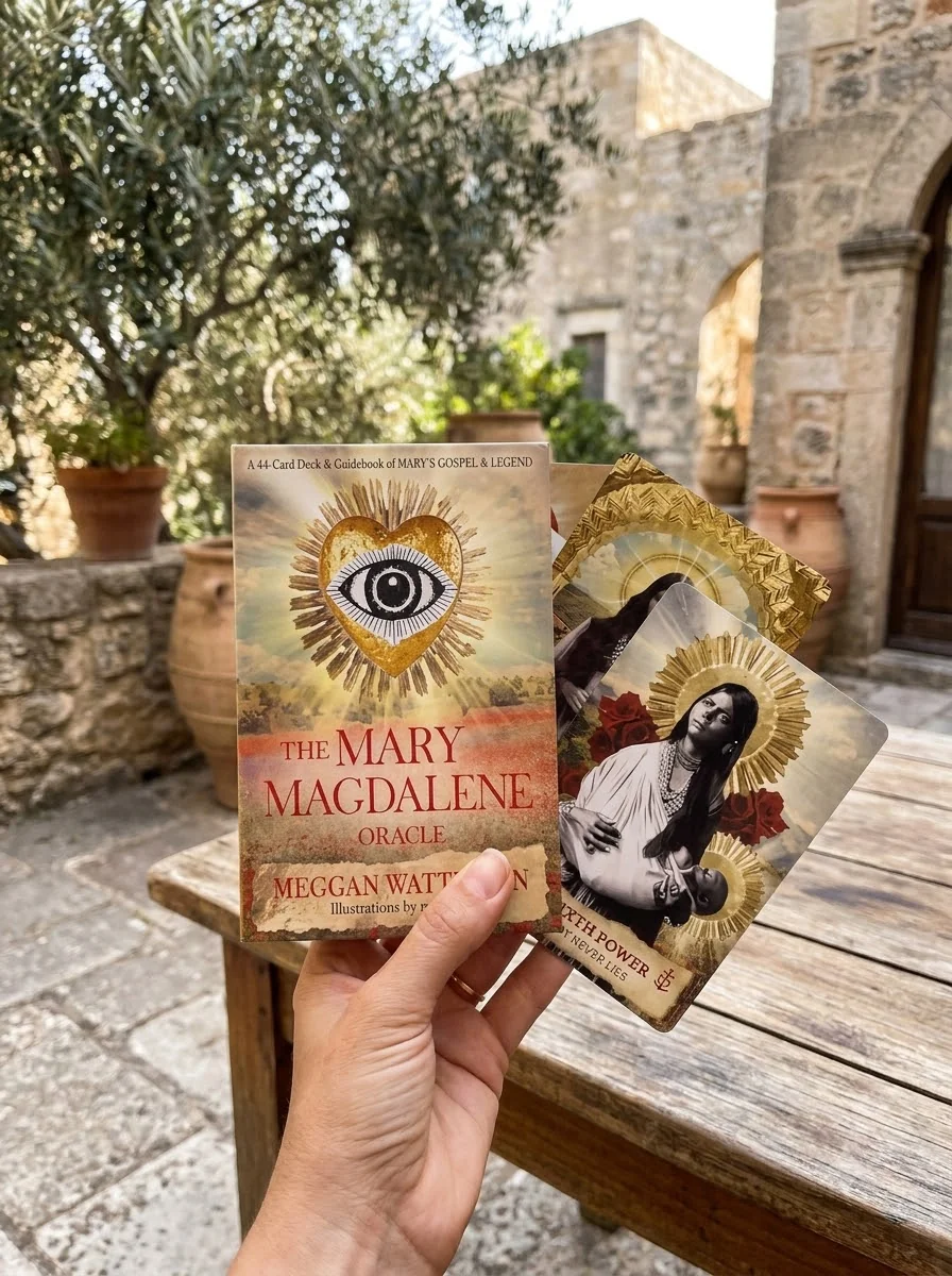 The Mary Magdalene Oracle: A 44-Card Deck & Guidebook of Mary's Gospel & Legend — photo 2