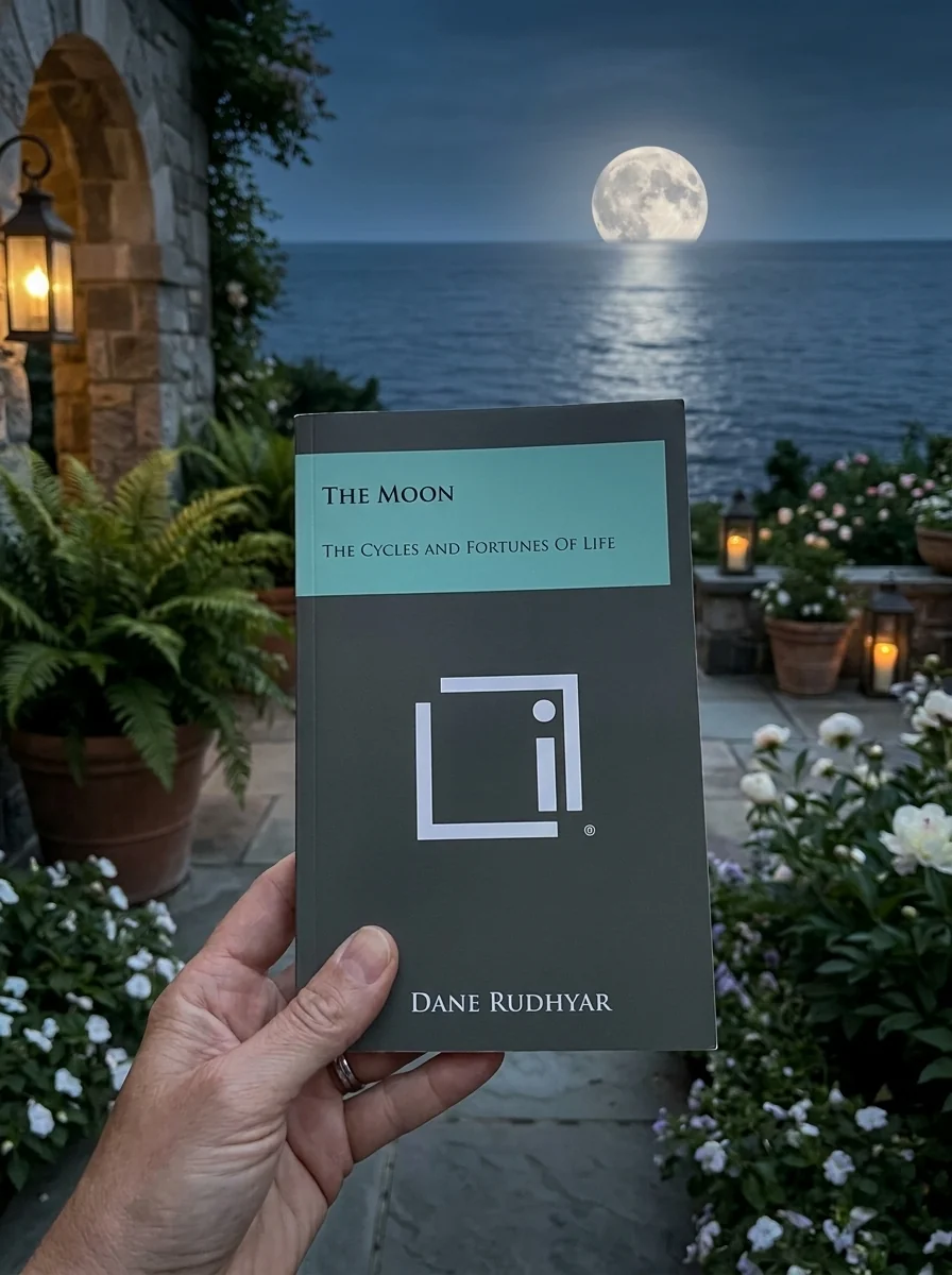 The Moon: The Cycles and Fortunes of Life — photo 2