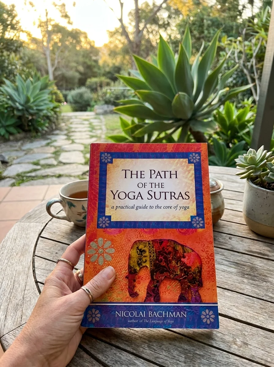 The Path of the Yoga Sutras: A Practical Guide to the Core of Yoga — photo 2