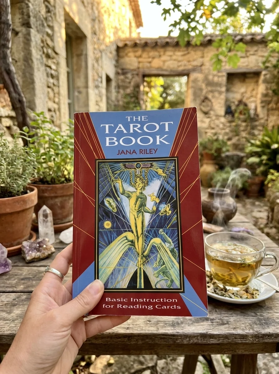The Tarot Book: Basic Insturction for Reading Cards — photo 2