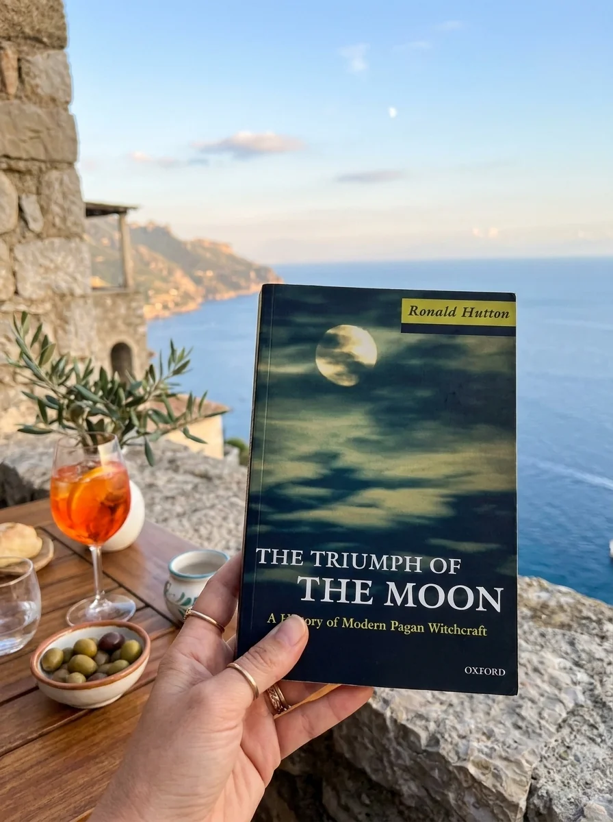 The Triumph of the Moon: A History of Modern Pagan Witchcraft (Revised) — photo 2