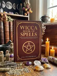 Wicca Book of Spells: A Book of Shadows for Wiccans, Witches, and Other Practitioners of Magic Chamberlain, Lisa — photo 1